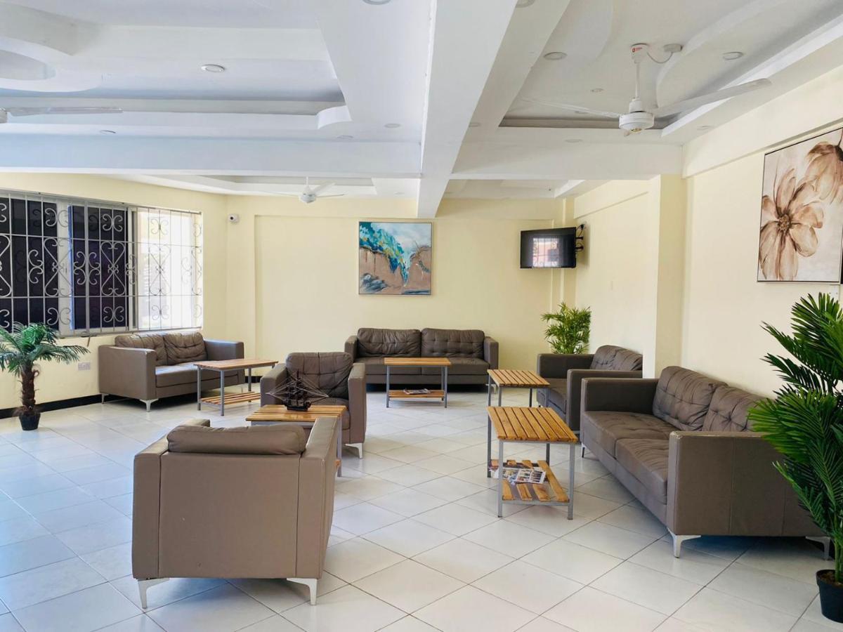 Merry Villa Hotel & Apartments مومباسا المظهر الخارجي الصورة